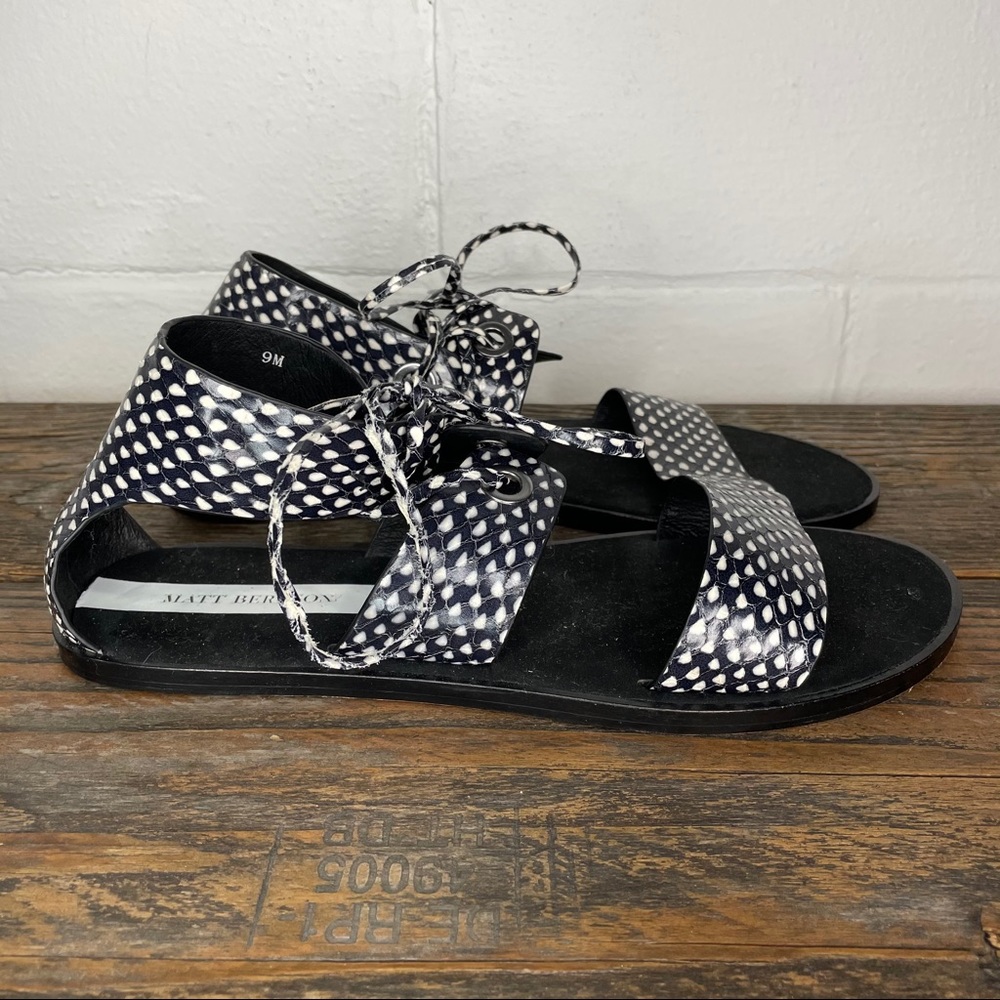 Matt Bernson Cleo Sandals Size 9